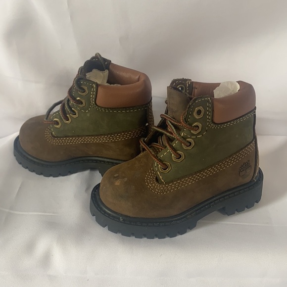 BRAND: Timberland/ SIZE: 4 - Picture 3 of 6